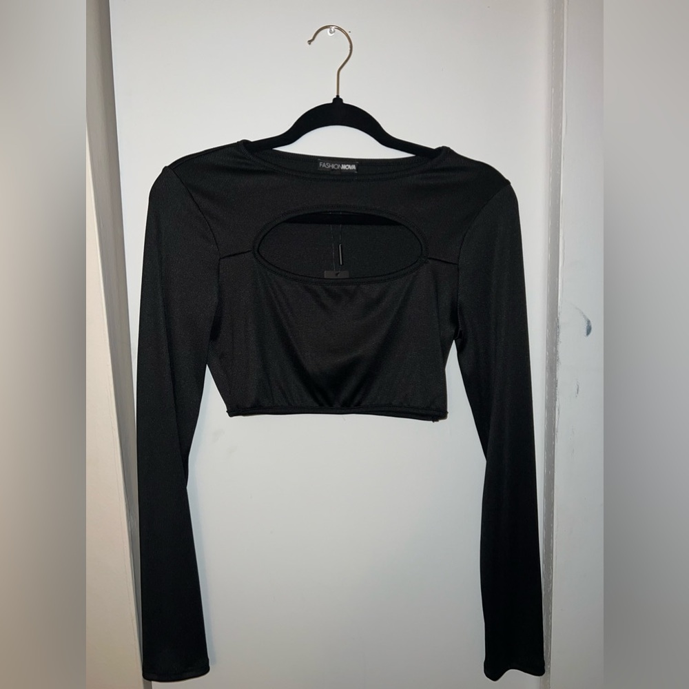 Black crop top